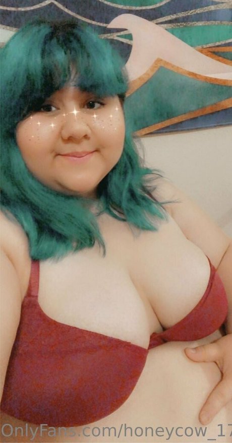 Foto di nudo di fuga di OnlyFans di Honeycow17
