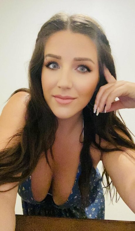 Foto di nudo di fuga di OnlyFans di Ashbashtime