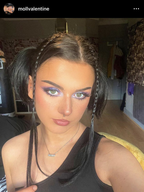 Foto di nudo di fuga di OnlyFans di Moll Valentine