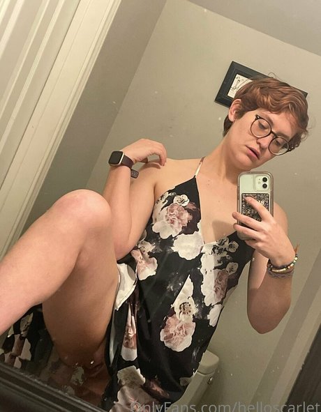 Foto di nudo di fuga di OnlyFans di Reddhotqueen