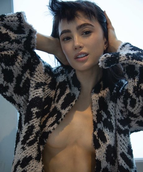 Foto di nudo di fuga di OnlyFans di Marinamazepa
