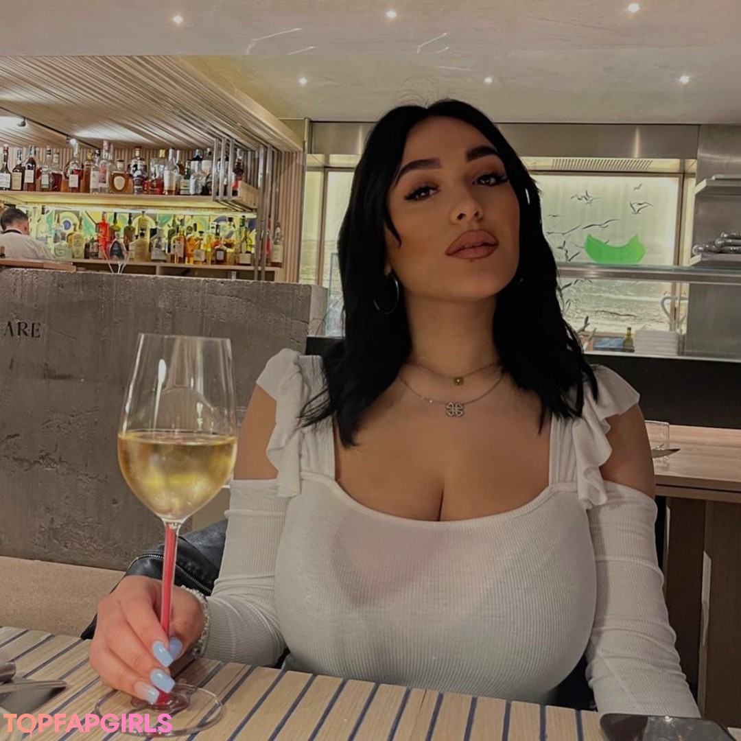 Foto di nudo di fuga di OnlyFans di Rita Senatore #89 Foto di nudo di fuga di OnlyFans di Rita Senatore #89