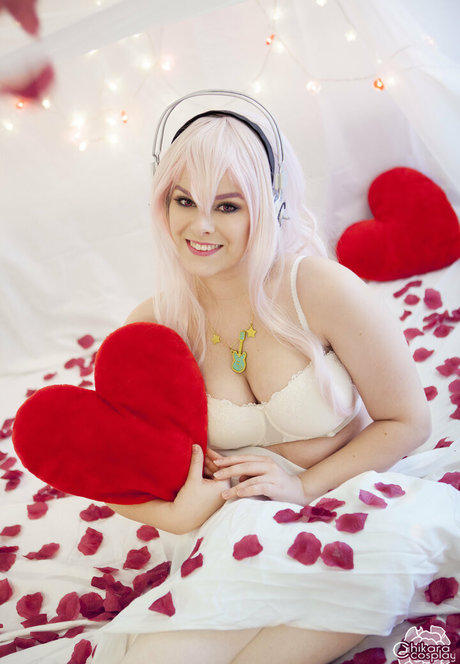 Foto di nudo di fuga di OnlyFans di Chikaracosplay