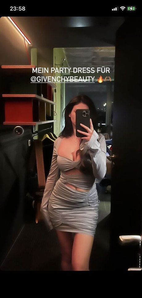 Foto di nudo di fuga di OnlyFans di Paola Maria