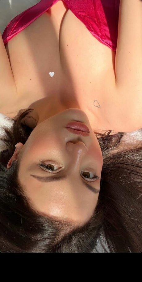 Foto di nudo di fuga di OnlyFans di Kazarian Oleksandra