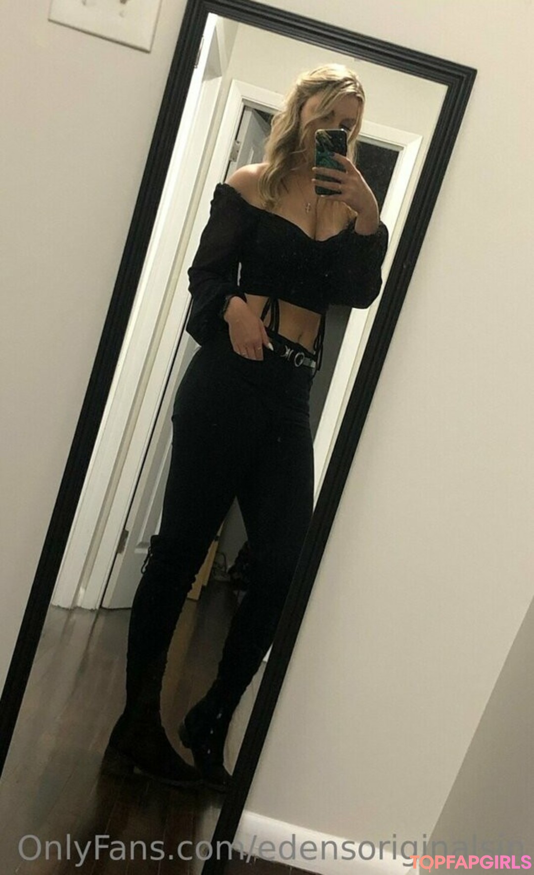 Foto di nudo di fuga di OnlyFans di Edensoriginalsin #10 Foto di nudo di fuga di OnlyFans di Edensoriginalsin #10
