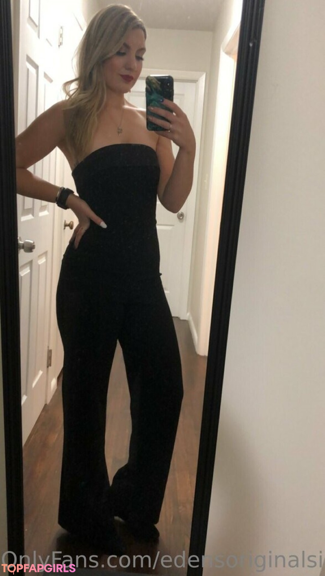 Foto di nudo di fuga di OnlyFans di Edensoriginalsin #14 Foto di nudo di fuga di OnlyFans di Edensoriginalsin #14