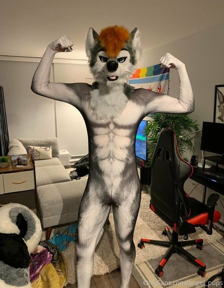 Foto di nudo di fuga di OnlyFans di Angelpups