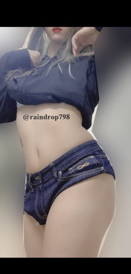 Foto di nudo di fuga di OnlyFans di Raindrop798