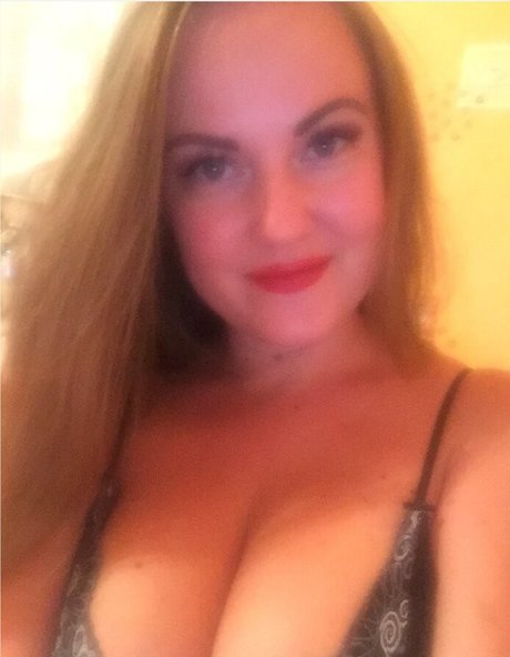 Foto di nudo di fuga di OnlyFans di Samantakroft