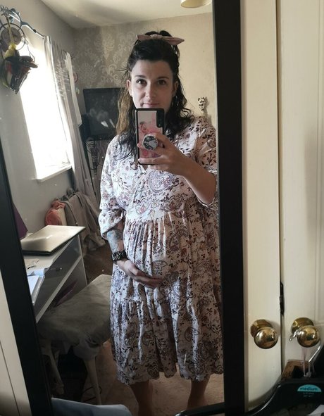 Foto di nudo di fuga di OnlyFans di Pregnantmamamsalicefury
