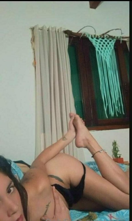 Foto di nudo di fuga di OnlyFans di Yesiiv