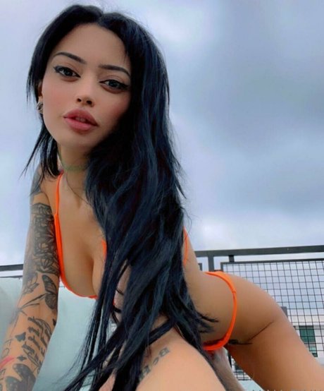 Foto di nudo di fuga di OnlyFans di Ninapinkxo