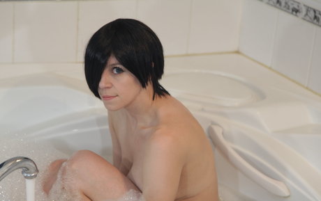 Foto di nudo di fuga di OnlyFans di Little Finch