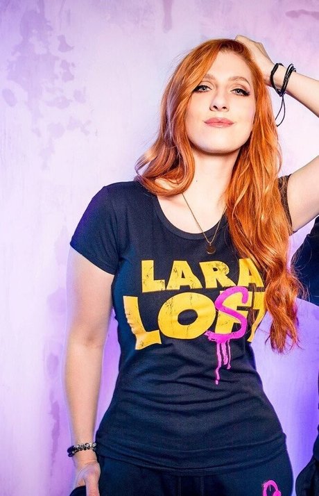 Foto di nudo di fuga di OnlyFans di Lara Loft