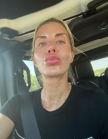 Foto di nudo di fuga di OnlyFans di Cassiebenderfitfree