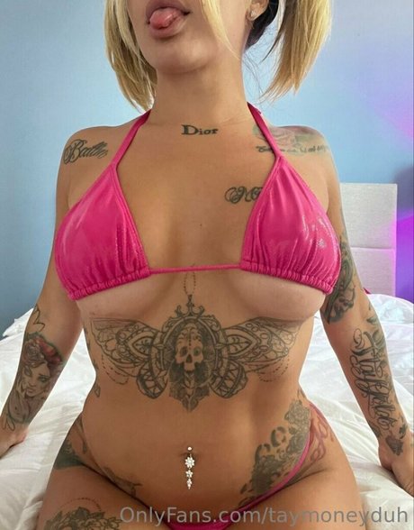 Foto di nudo di fuga di OnlyFans di Tay Money