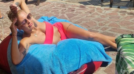 Foto di nudo di fuga di OnlyFans di Emmiesix