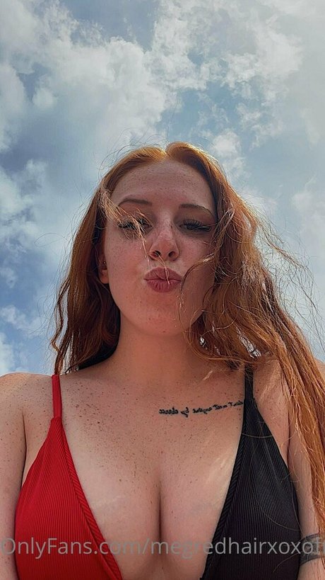 Megredhairxoxotease