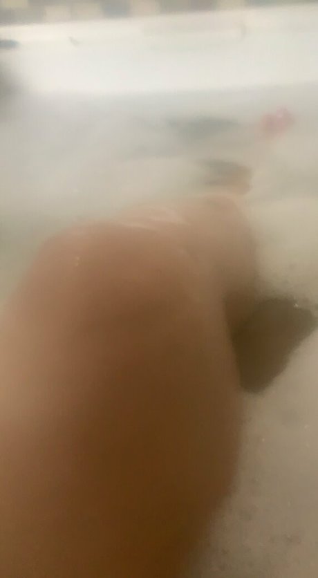 Foto di nudo di fuga di OnlyFans di Hunterddddd