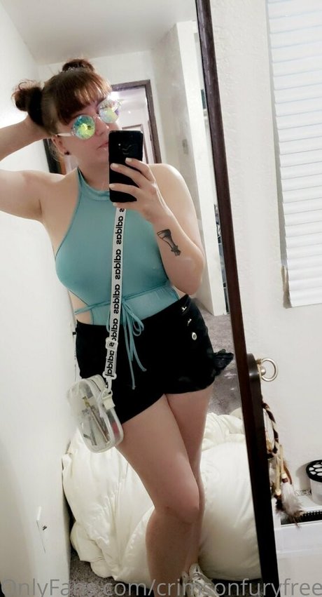 Foto di nudo di fuga di OnlyFans di Crimsonfuryfree