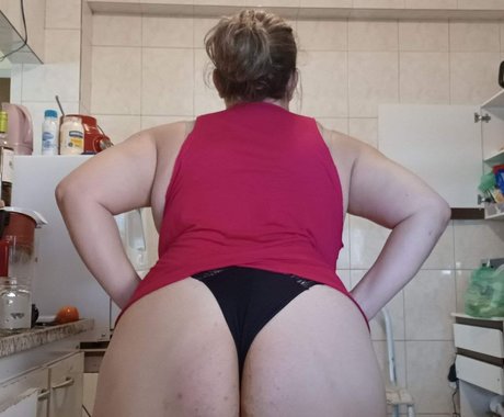 Foto di nudo di fuga di OnlyFans di Compartilhando Momentos