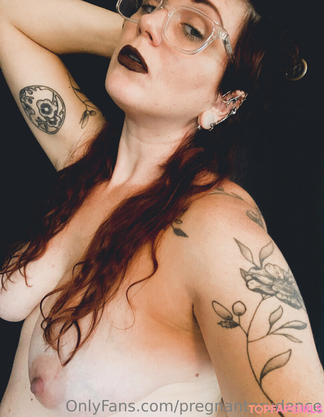 Foto di nudo di fuga di OnlyFans di Pregnantprudence #34 Foto di nudo di fuga di OnlyFans di Pregnantprudence #34