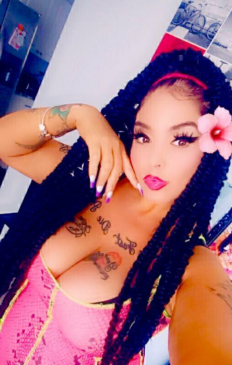 Foto di nudo di fuga di OnlyFans di Sexistrawberry5611