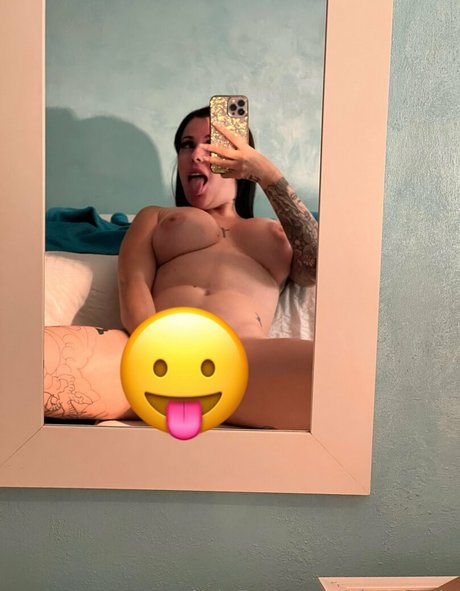 Foto di nudo di fuga di OnlyFans di Cleopawla