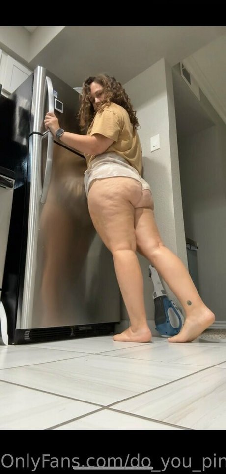 Foto di nudo di fuga di OnlyFans di Doyoupine