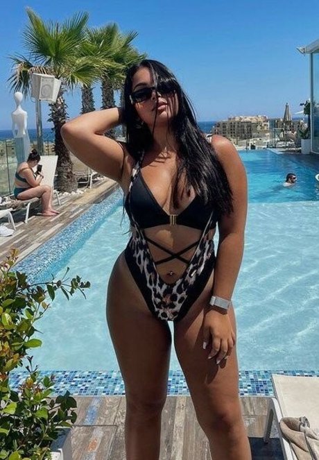 Maltese Girls