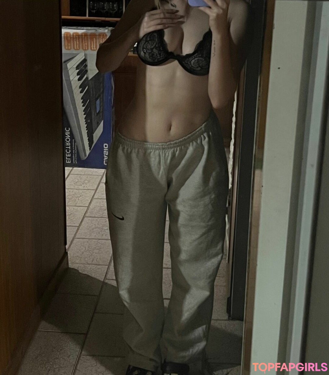 Foto di nudo di fuga di OnlyFans di Musicmaggie #3 Foto di nudo di fuga di OnlyFans di Musicmaggie #3