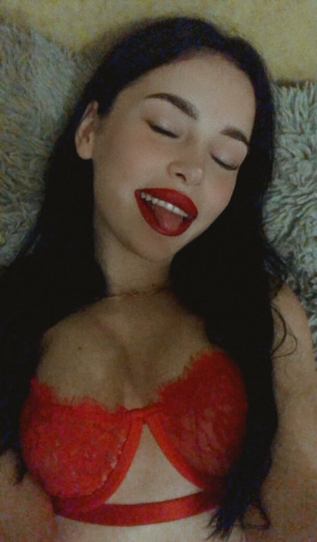 Foto di nudo di fuga di OnlyFans di Milanamoor