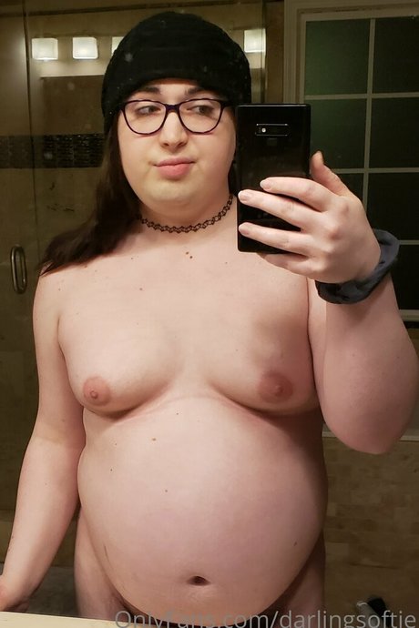 Foto di nudo di fuga di OnlyFans di Darlingsoftie