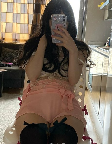 Foto di nudo di fuga di OnlyFans di Lustfulrosy