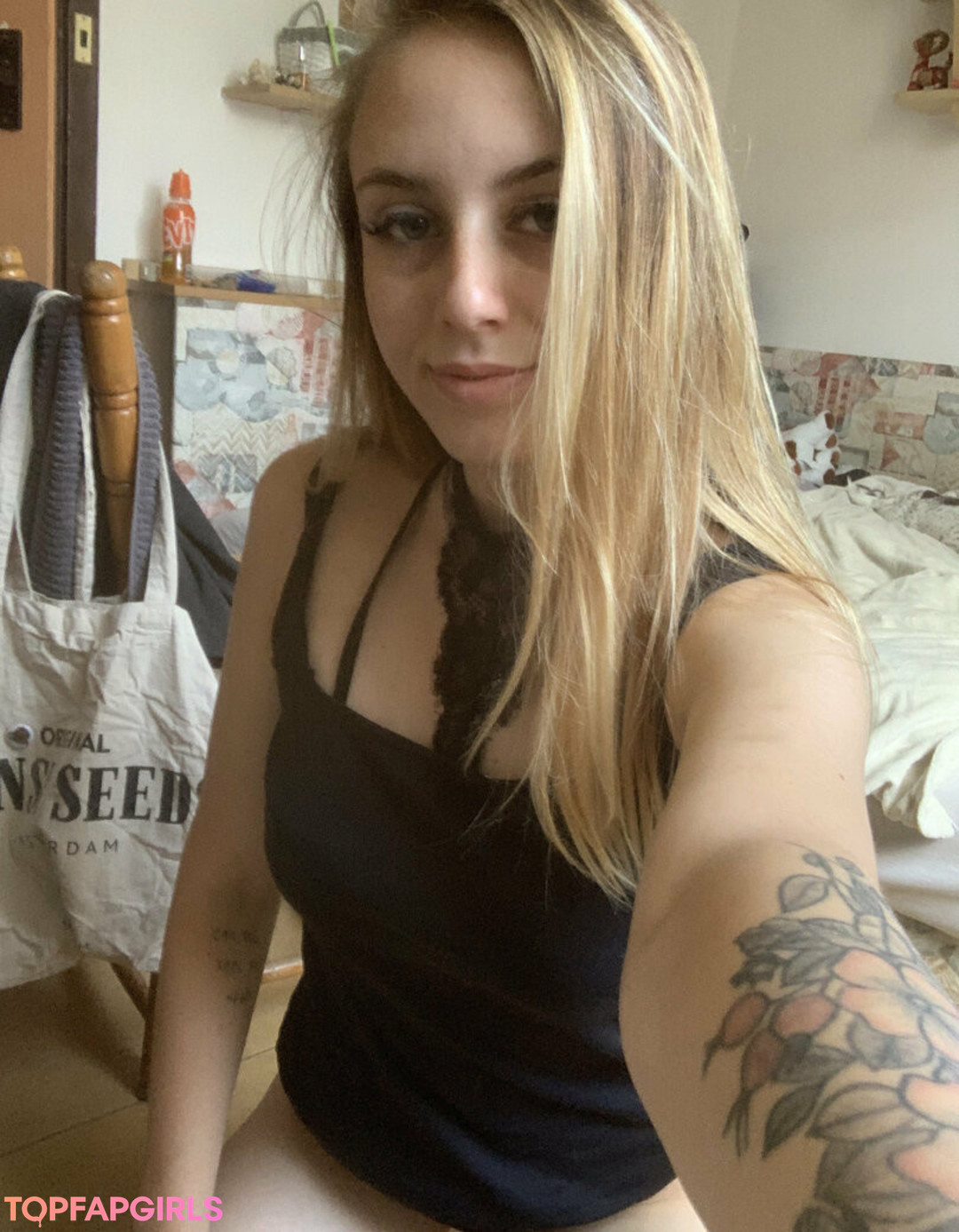 Foto di nudo di fuga di OnlyFans di Brittneyleathers #43 Foto di nudo di fuga di OnlyFans di Brittneyleathers #43