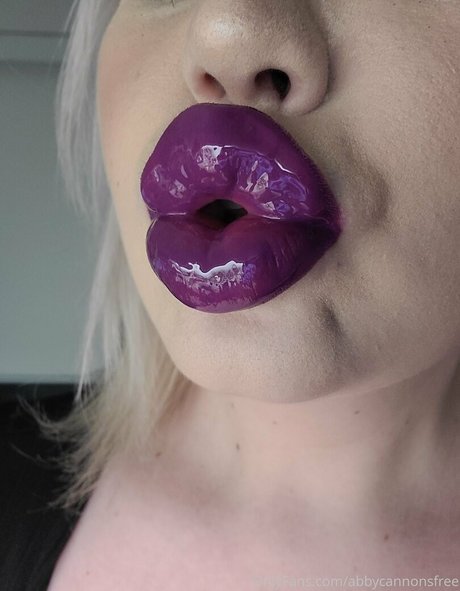 Foto di nudo di fuga di OnlyFans di Abbycannonsfree