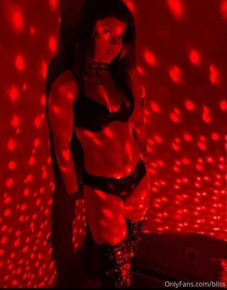 Cagegirl15