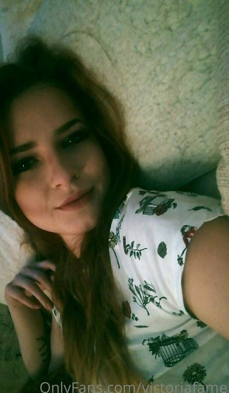 Foto di nudo di fuga di OnlyFans di Victoriafame