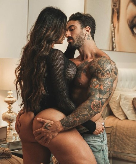 Foto di nudo di fuga di OnlyFans di Juliana Salimeni