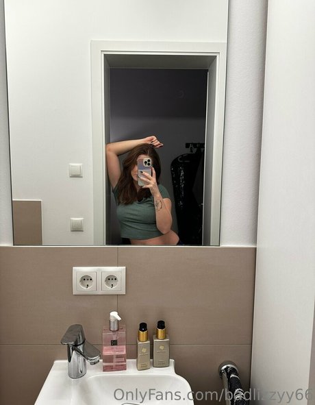 Badlizzyy66