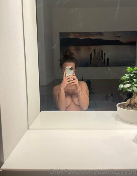Badlizzyy66