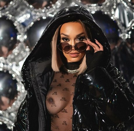 Foto di nudo di fuga di OnlyFans di Pearl Thusi