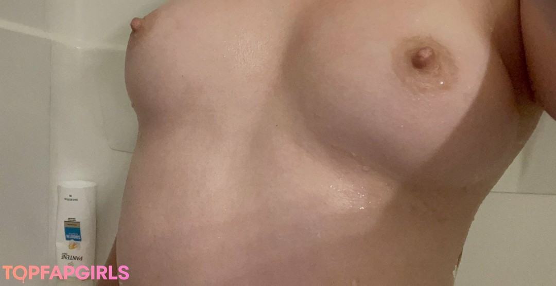 Foto di nudo di fuga di OnlyFans di Fernanda Robles #7 Foto di nudo di fuga di OnlyFans di Fernanda Robles #7