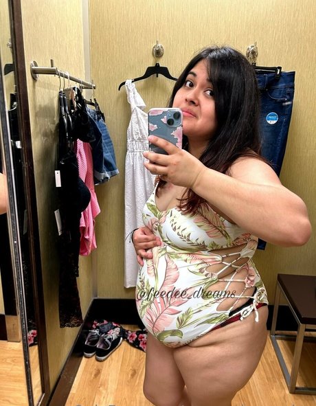 Foto di nudo di fuga di OnlyFans di Samanthapudge