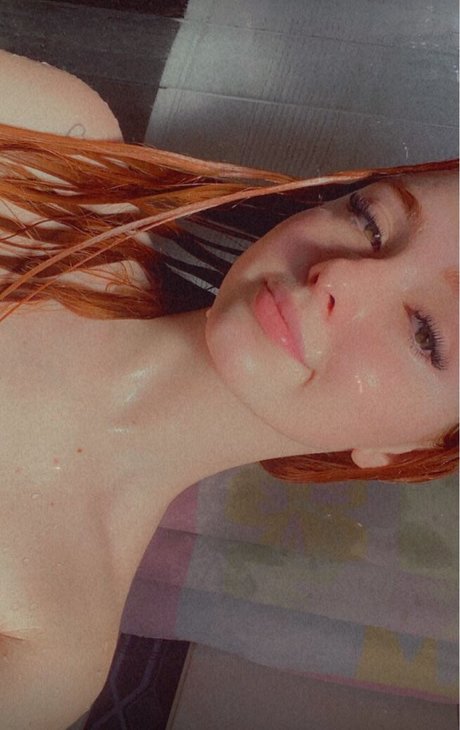 Foto di nudo di fuga di OnlyFans di Fernanda Hanzen