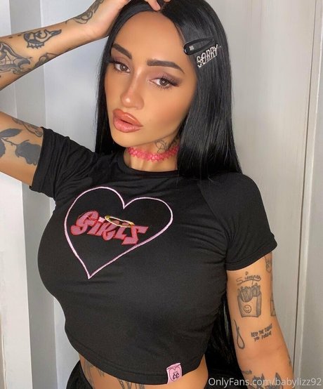 Foto di nudo di fuga di OnlyFans di Babylizz92
