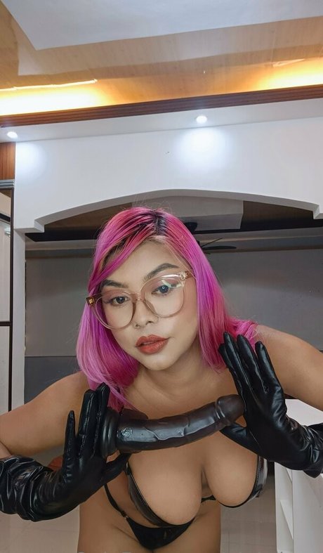 Foto di nudo di fuga di OnlyFans di Pinklucy