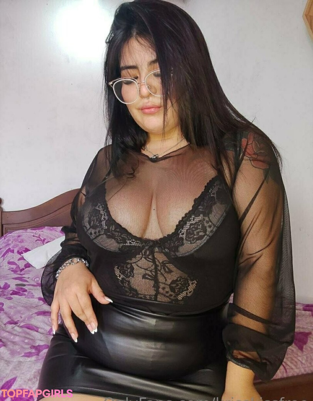 Foto di nudo di fuga di OnlyFans di Krisskissfree #179 Foto di nudo di fuga di OnlyFans di Krisskissfree #179