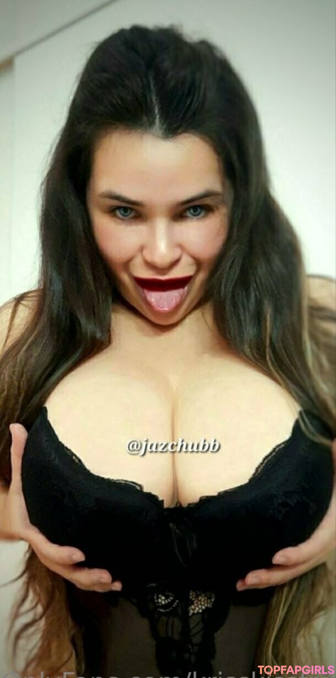 Foto di nudo di fuga di OnlyFans di Krisskissfree #435 Foto di nudo di fuga di OnlyFans di Krisskissfree #435